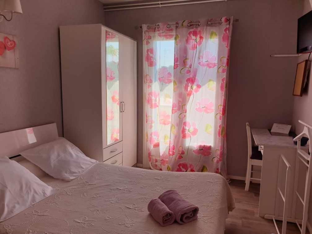 Hotel Restaurant Les Kakis Barbotan-les-Thermes Dış mekan fotoğraf